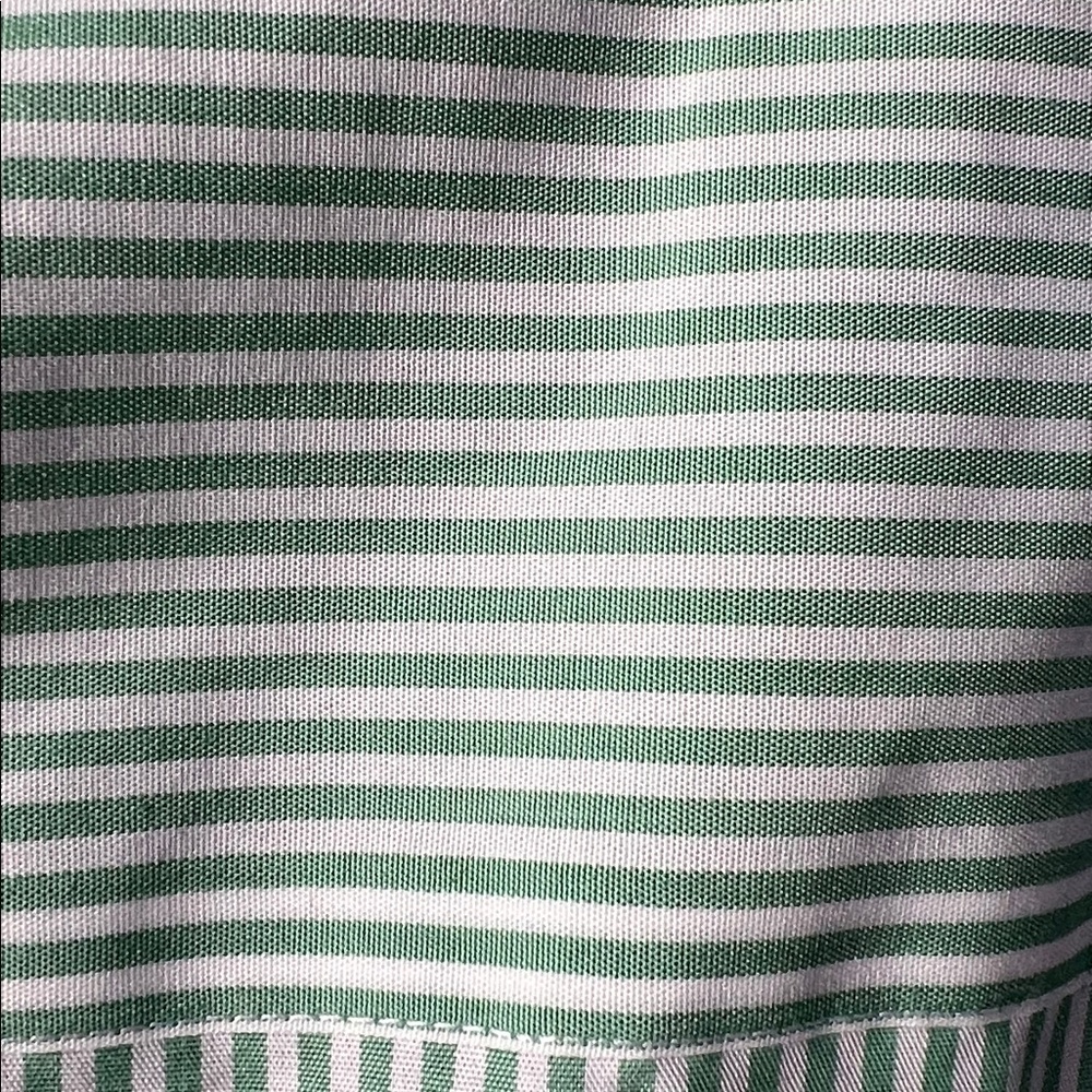 Land’s End No Iron Button Front Shirt - Picture 4 of 6